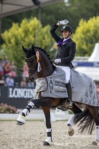 Revolution und Andreas Helgstrand als Weltmeister der jungen Dressurpferde 2018. Foto: Lafrentz 