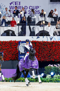 Charlotte Fry sicherte sich mit Glamourdale in überlegener Art und Weise den Sieg im 38. Weltcup Finale der Dressurreiter.  | © Lafrentz