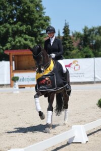 Nicole Casper und Sir Copperfield sicherten sich das Goldene Band. | © D. Matthaes