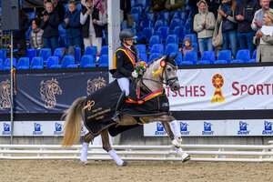 Die Goldmedaille für Das Blumenmädchen | © Equitaris